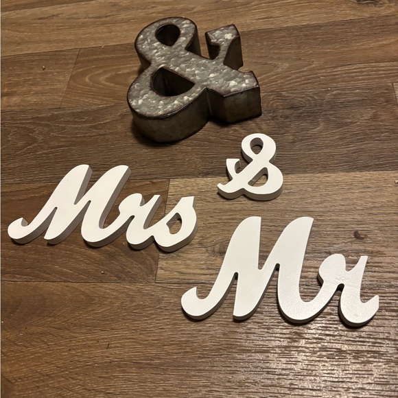 Mr and Mrs - Picture 1 of 1